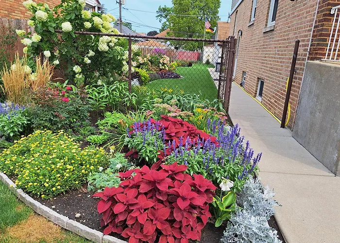 Апартаменты Cozy Garden 1bedroom In Il *