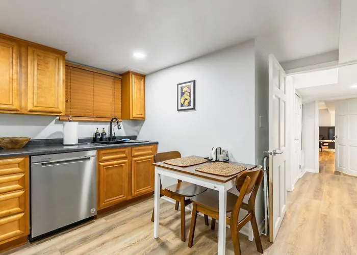 Cozy Garden 1bedroom In Il Apartment *